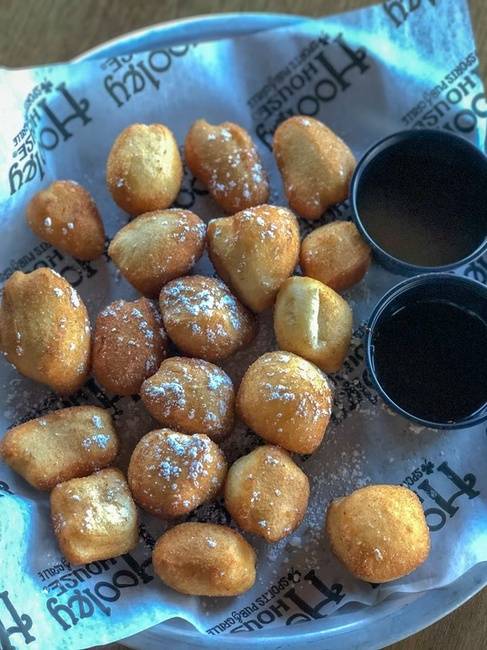 Order Dublin Dough Balls food online from Hooley House Sports Pub & Grille store, Akron on bringmethat.com