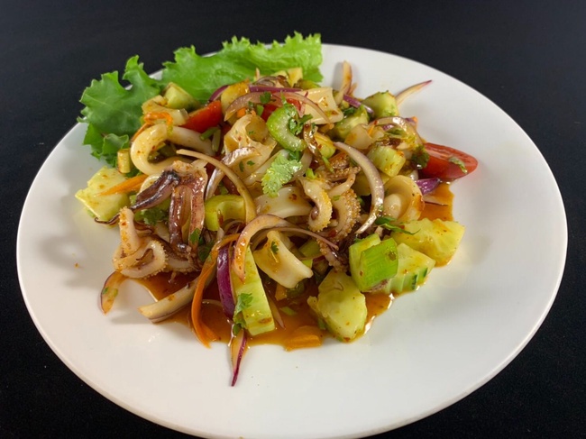 Order 14. Yum Pla Muk food online from Sa-Bai Thong Thai Cuisine store, Madison on bringmethat.com