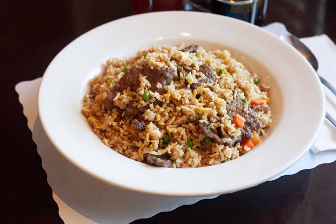 Order Beef Fried Rice food online from Ginger Cafe store, Sunnyvale on bringmethat.com