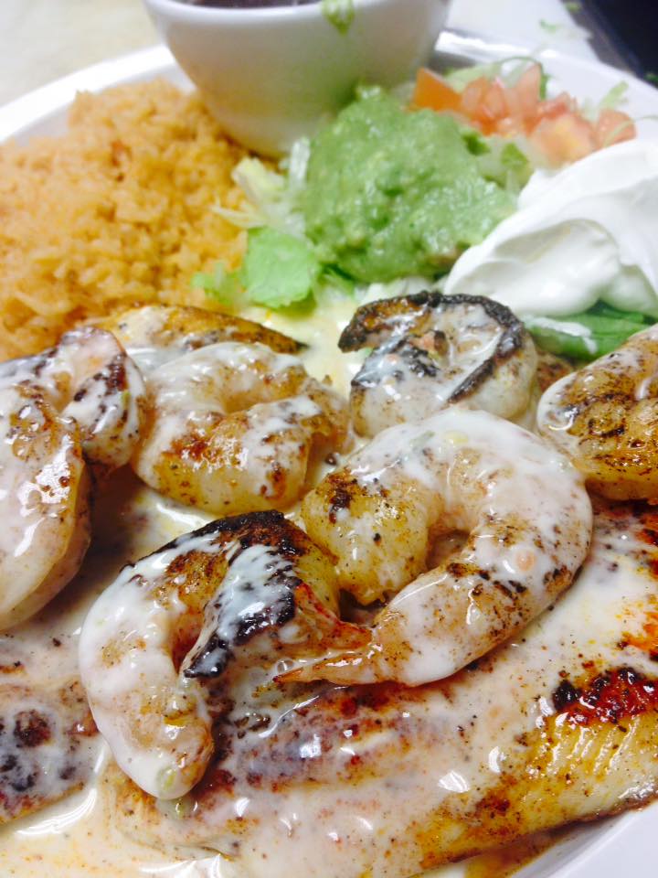 Order Pollo con Carmarones food online from Casa Maria Mexican Grill store, Belleville on bringmethat.com