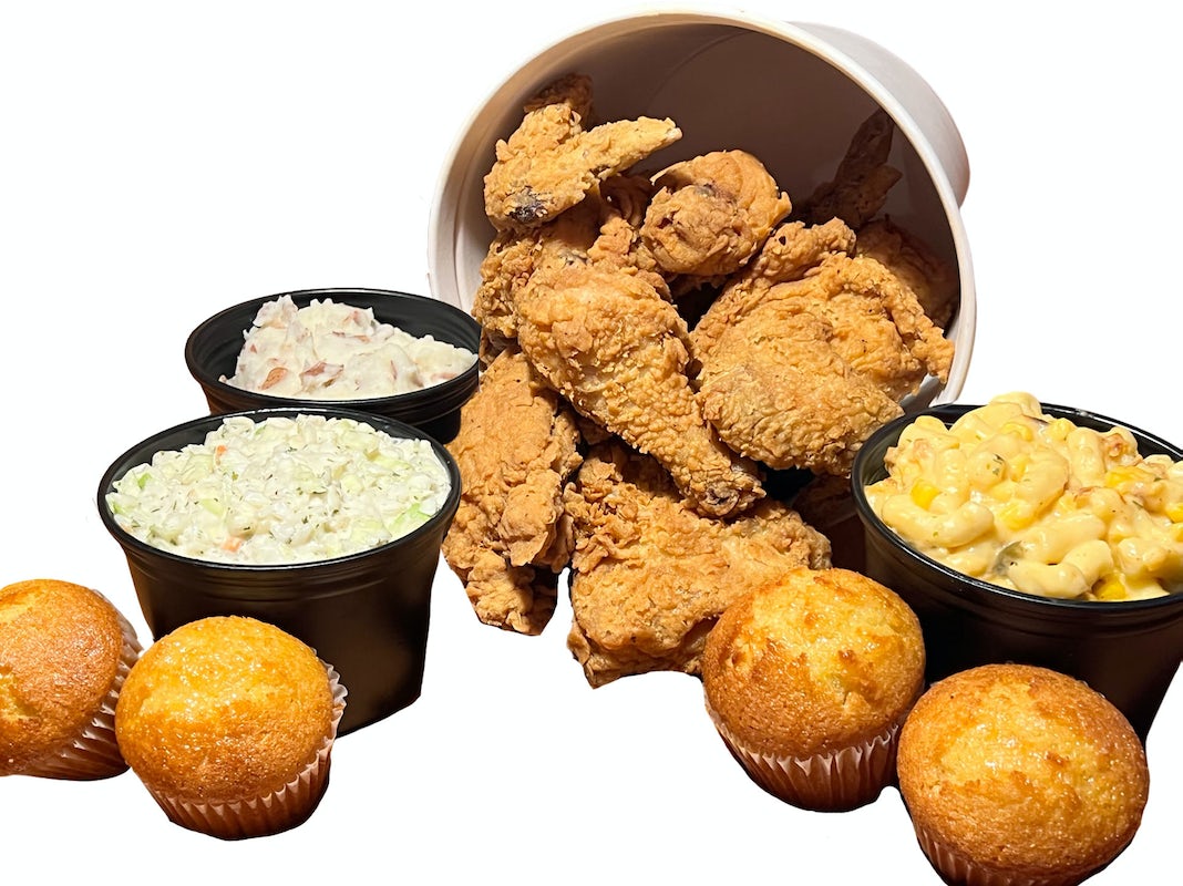 Order 8 Piece Bucket of Fried Chicken food online from Famous Daves store, Novi on bringmethat.com