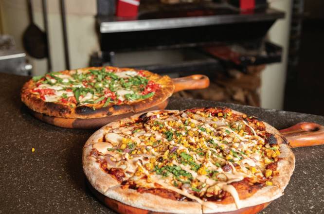 Order GF Barbeque Chicken Pizza food online from Pinstripes store, South Barrington on bringmethat.com