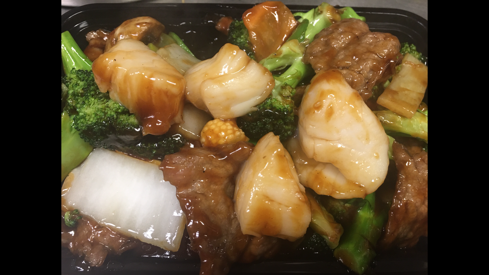 Order  S11. Sauteed Beef and Scallops  food online from China King store, King Of Prussia on bringmethat.com