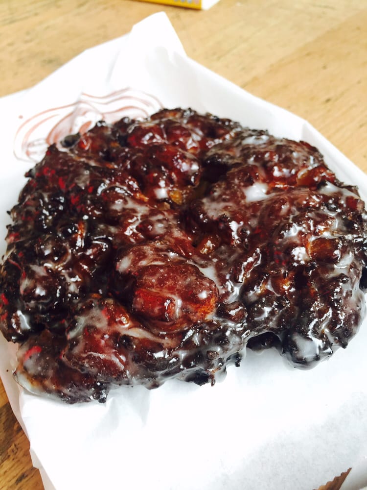 Order Apple Fritter  food online from Linda Coffee House store, Lake Forest on bringmethat.com