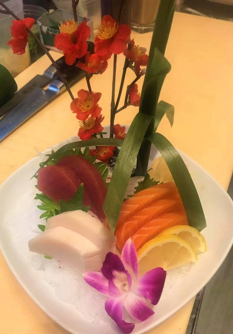 Order Sashimi Appetizer  food online from Bamboo Ya store, Queens on bringmethat.com