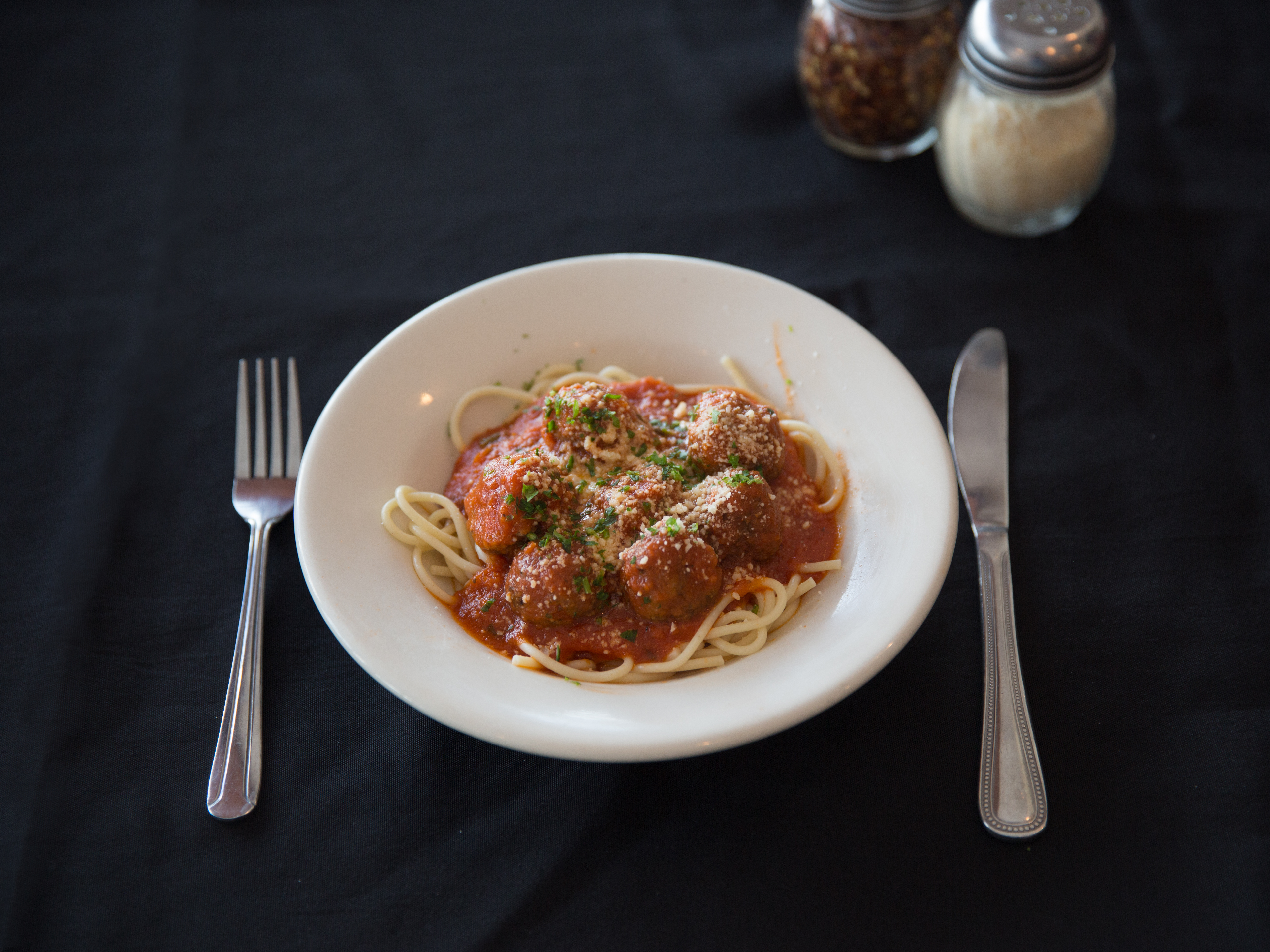 Order Spaghetti with Meatballs food online from Siragusa Taste Of Italy store, Salt Lake City on bringmethat.com