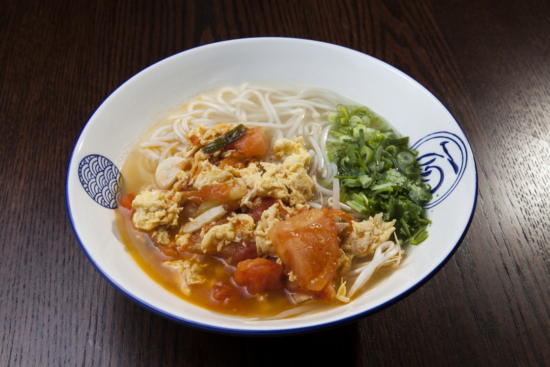 Order Eggs with Tomato Bowl food online from Ahha Noodles store, Livonia on bringmethat.com