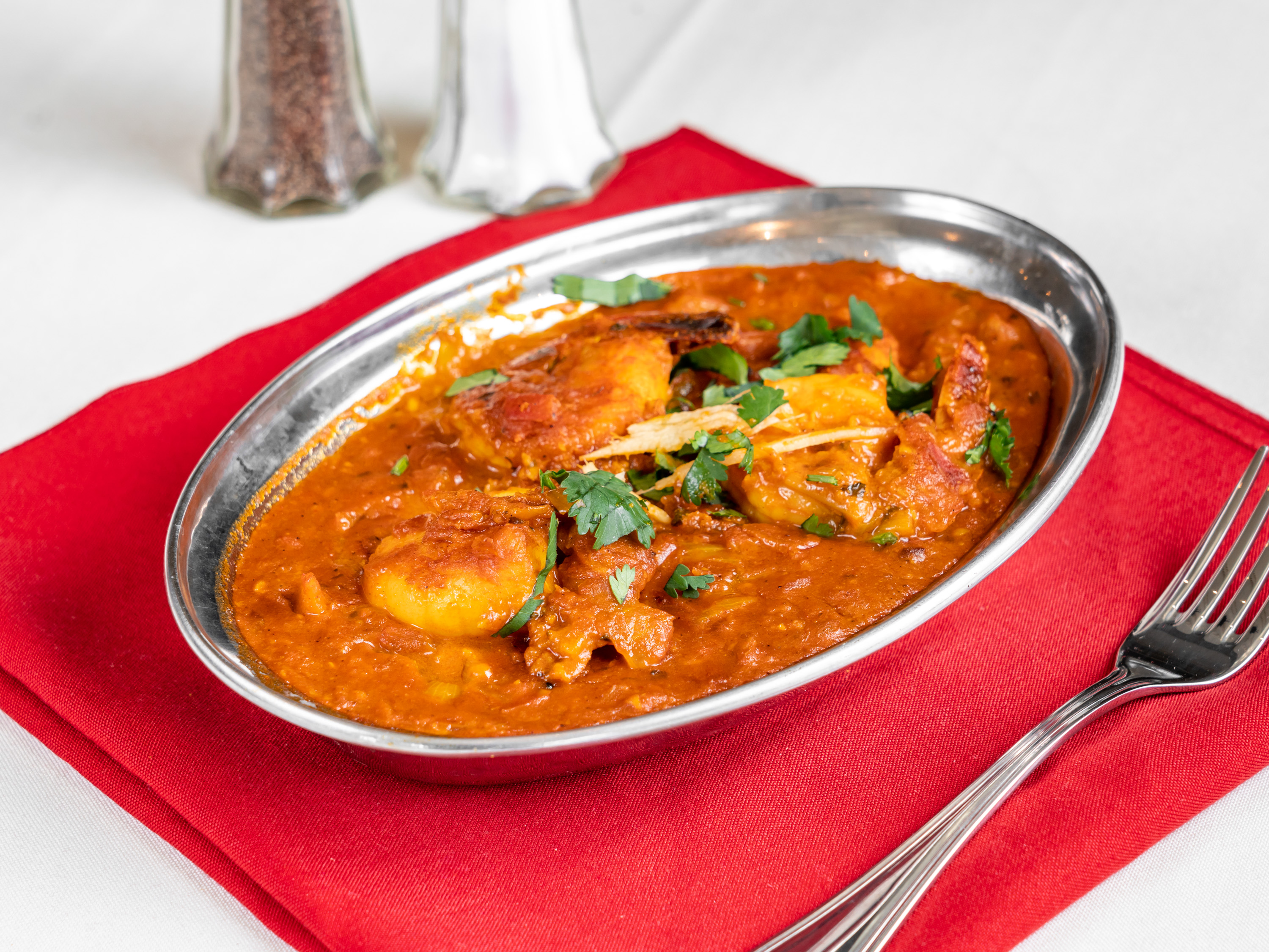 Order Bhuna Shrimp food online from Maleen Banquet Hall and Restaurant store, Bellerose on bringmethat.com
