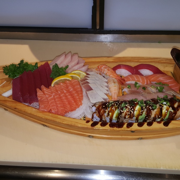 Order Vermont Boat (Serves 2) food online from Toyo Sushi store, Torrance on bringmethat.com