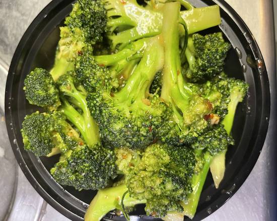 Order Gluten Free Hunan Style Broccoli  food online from Asian wok cafe store, Alexandria on bringmethat.com