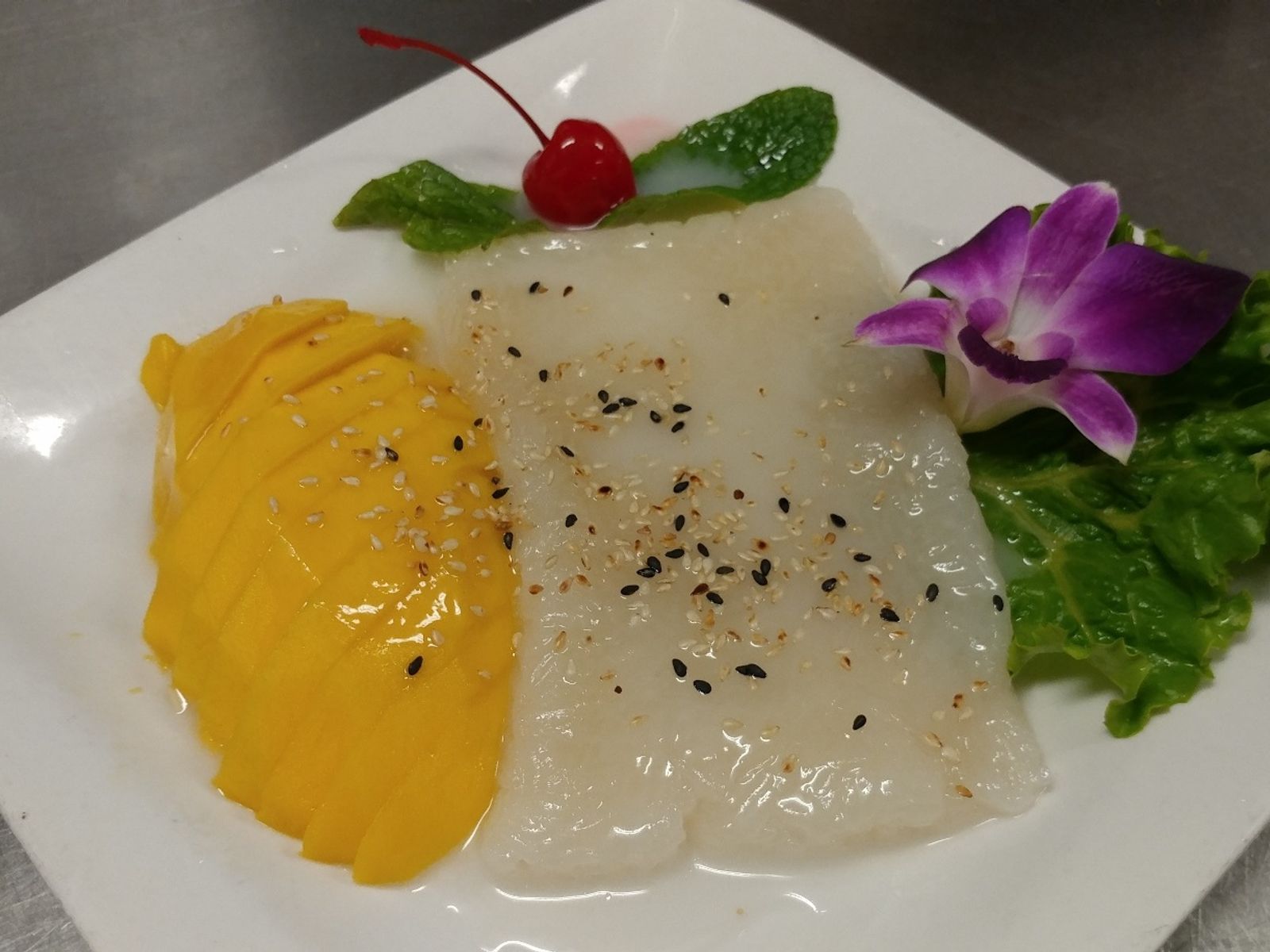 Order Mango Sticky Rice food online from Thai Orchid store, Vancouver on bringmethat.com