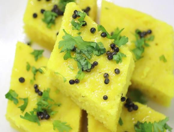 Order Khaman Dhokla food online from Chaat Junction store, Sunnyvale on bringmethat.com