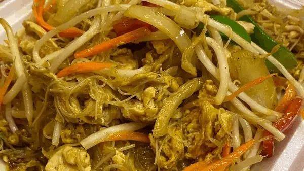 Order Singapore Noodle food online from Thai Rhapsody store, Mill Creek on bringmethat.com