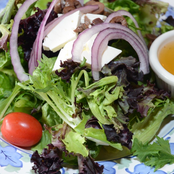 Order Green Salad food online from Seniore's Pizza store, San Francisco on bringmethat.com