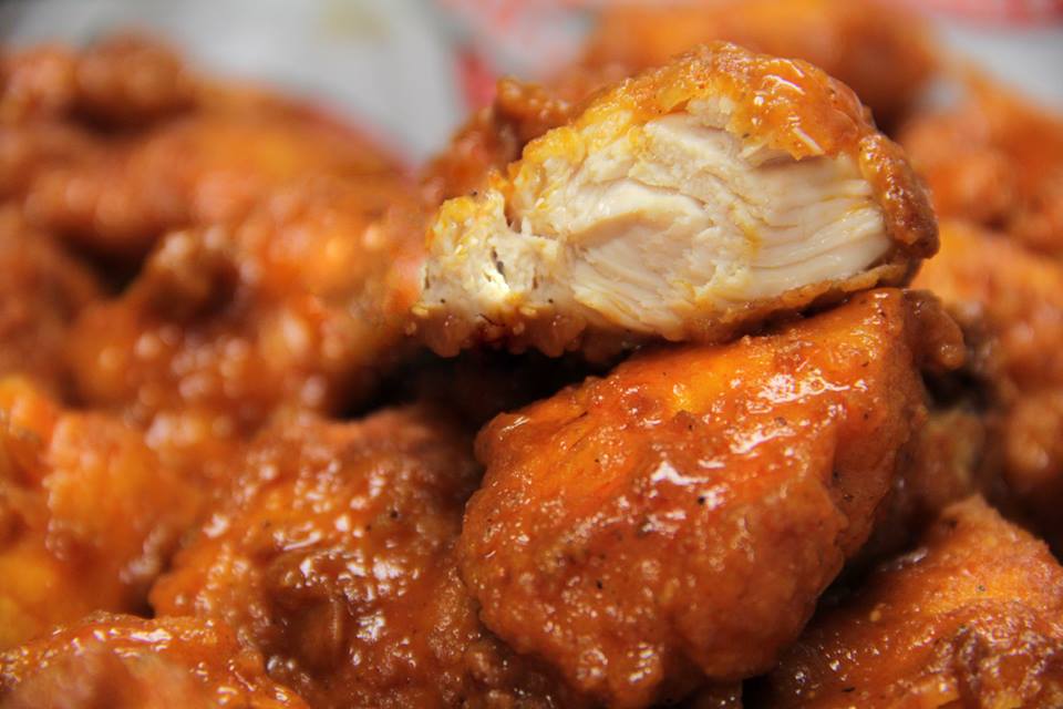 Order Boneless Wings food online from Butterbees Neighborhood Grill store, Cincinnati on bringmethat.com