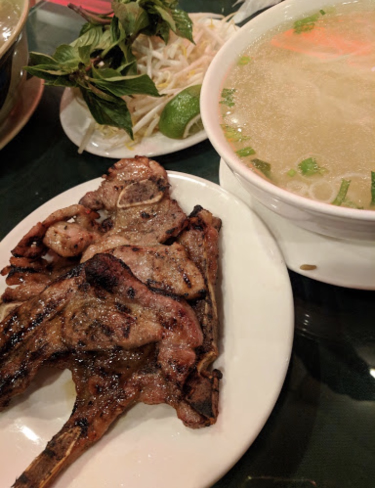 Order Grilled Pork Chop Noodle Soup (Phở sườn nướng) food online from Hello Saigon store, New York on bringmethat.com