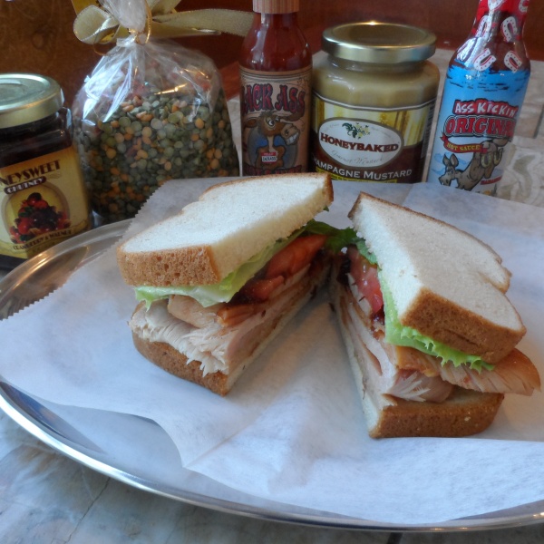 Order Cranberry Turkey Sandwich food online from Honeybaked Ham store, Daly City on bringmethat.com