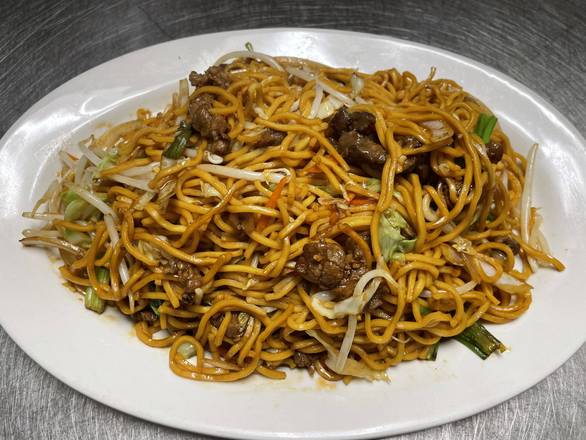 Order 牛面Beef Chow Mein food online from Chopsticks store, Kent on bringmethat.com