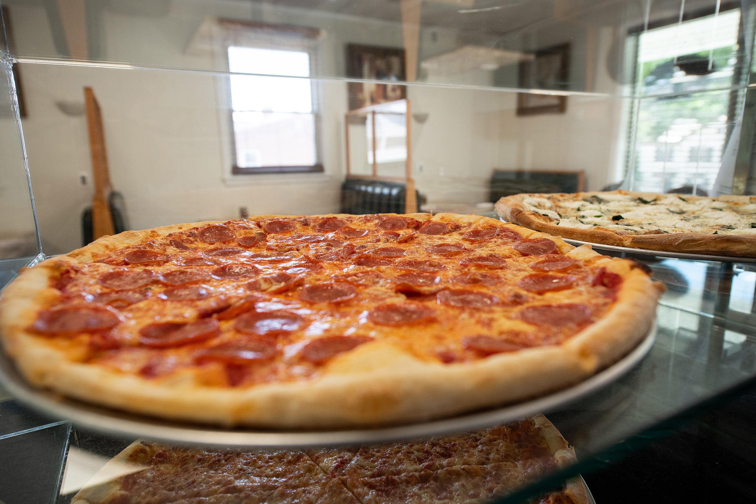 Order Meat Lovers Pizza - Small 12'' food online from Pizza Palace store, Middletown on bringmethat.com