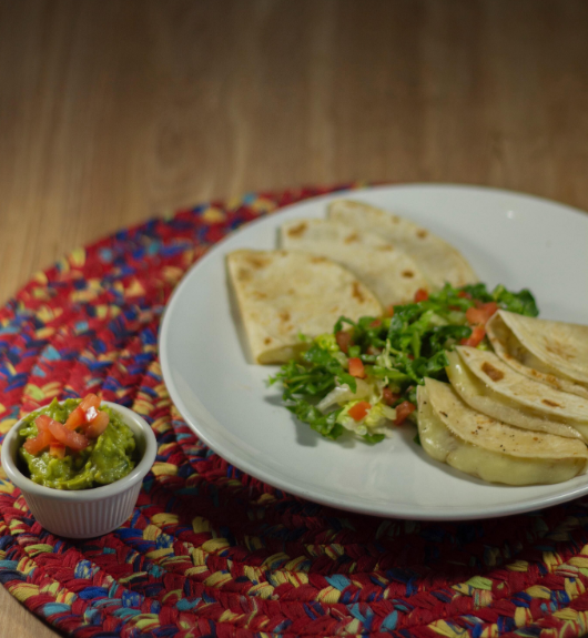Order Quesadilla Appetizer food online from Los Arcos Mexican Grill store, Palatine on bringmethat.com