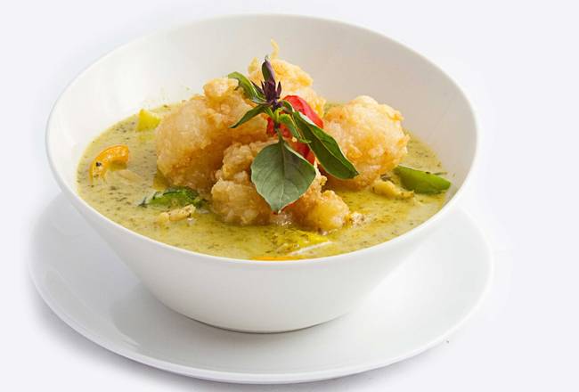 Order Green Curry food online from The Eastern Peak Asian Cuisine store, Nashville on bringmethat.com
