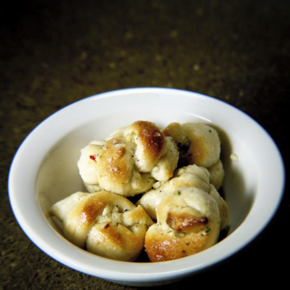 Order Garlic Knots - 6 Pieces food online from Joey D's Pizza store, Metuchen on bringmethat.com