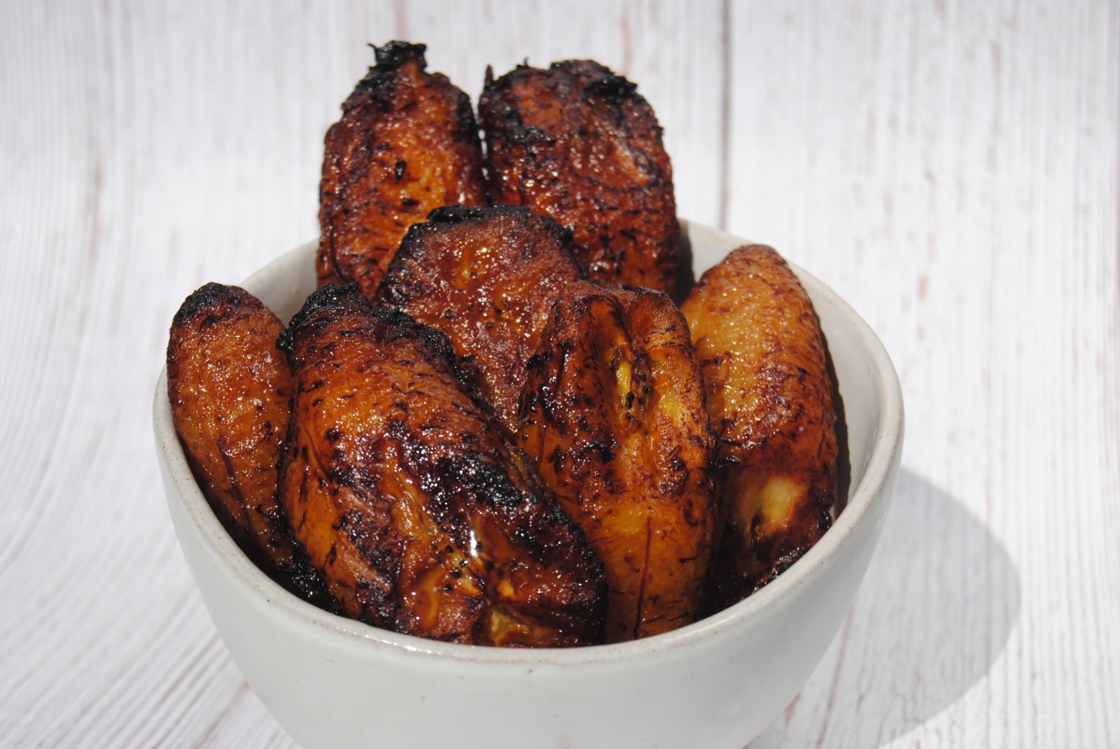 Order Sweet Plantain food online from Latino Bites Express store, Pearland on bringmethat.com