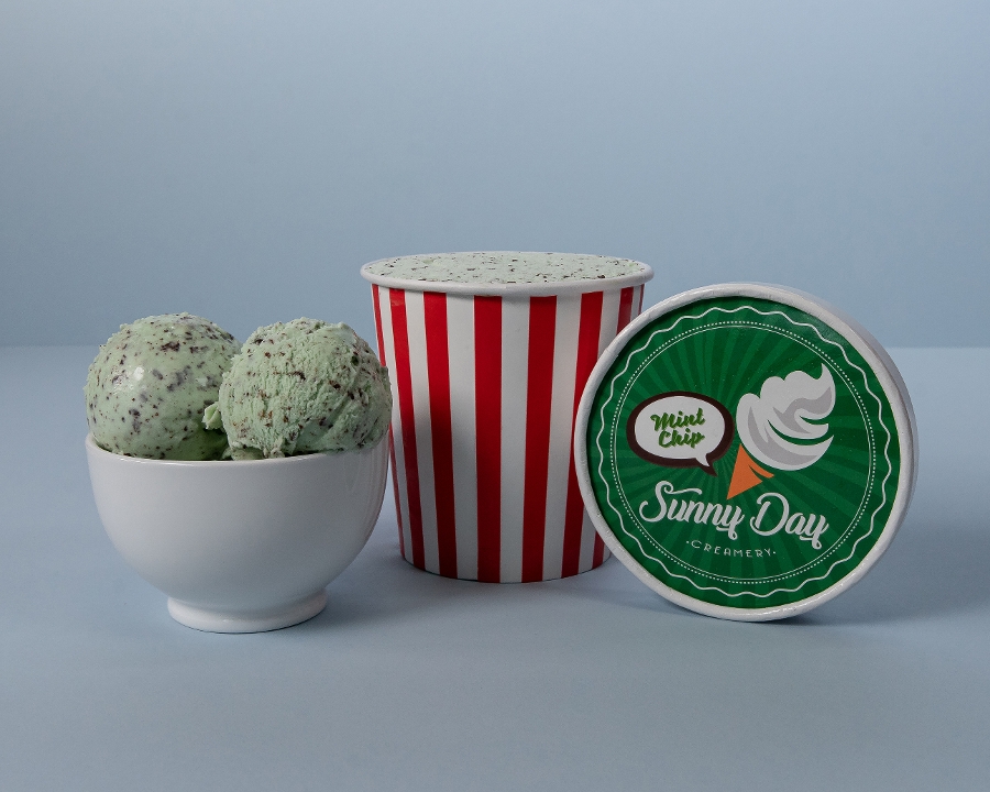 Order Sunny Day  Mint Chocolate Chip Ice Cream (Pint) food online from Crumbs store, San Francisco on bringmethat.com