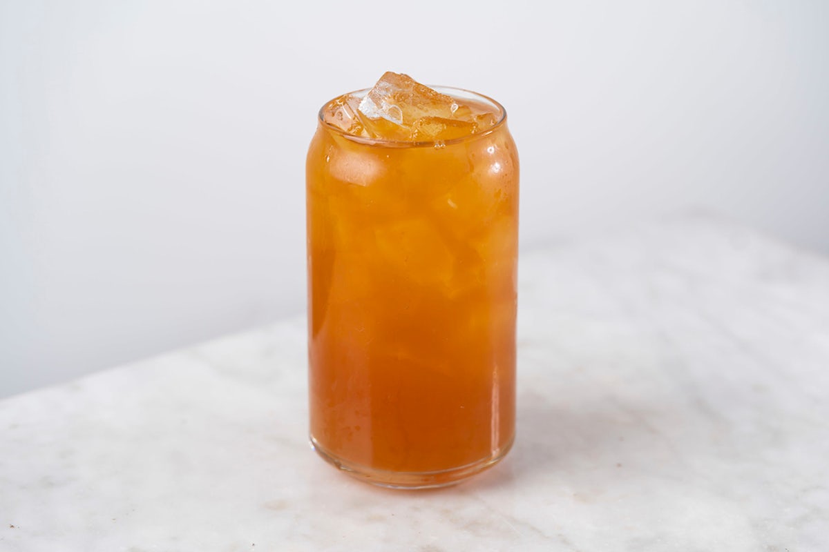 Order Iced Melbourne Breakfast Tea food online from Coffee shop store, New York on bringmethat.com