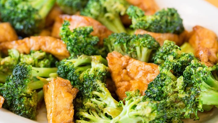 Order Tofu with Broccoli  food online from Pearl Chinese Restaurant store, Raleigh on bringmethat.com