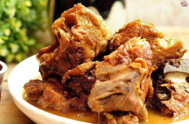 Order H11 House Special Spicy Braised Pork Ribs 绝味麻辣酱龙骨 food online from Earl Spicy store, Millbrae on bringmethat.com
