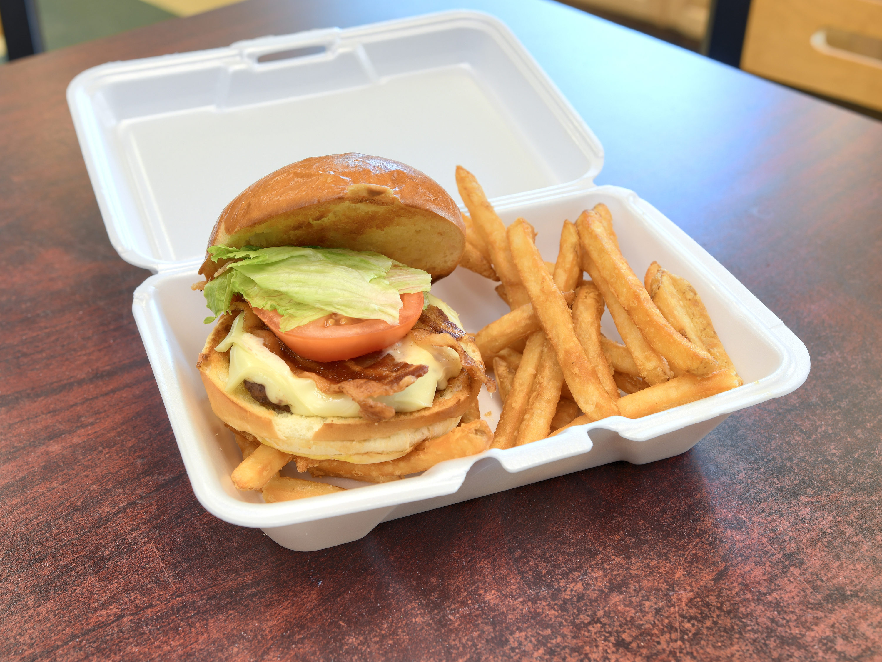 Order Sirloin Burger Plate with Fries food online from Homestead Grocery & Deli store, Amherst on bringmethat.com