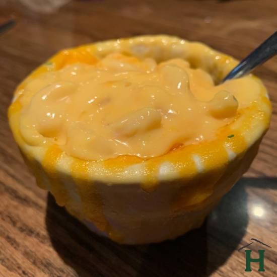 Order Mac & Cheese Side food online from Hooley House Sports Pub & Grille store, Akron on bringmethat.com