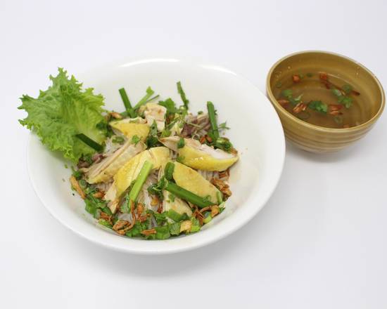 Order Chicken Noodle Soup-Hủ Tiếu Gà  (Khô/Nước) food online from Banh Canh Tom Cua store, Houston on bringmethat.com