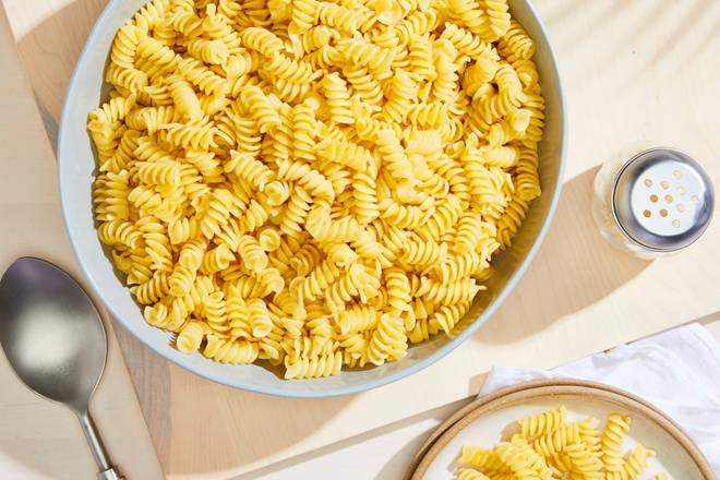 Order CATERING KIDS FUSILLI PASTA WITH OLIVE OIL food online from California Pizza Kitchen store, Lone Tree on bringmethat.com
