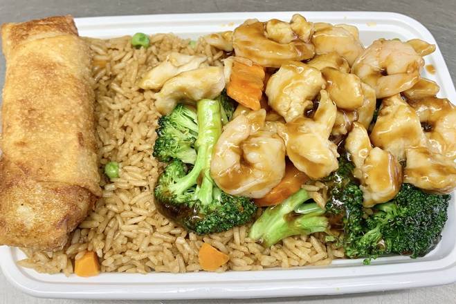 Order Chicken & Shrimp w. Broccoli Combo food online from East China store, Winston-Salem on bringmethat.com