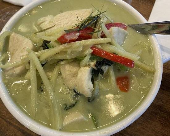 Order Green Curry  food online from Thrive Kitchen store, Atlanta on bringmethat.com