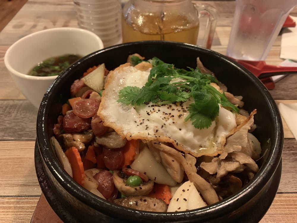 Order C15-Combination Rice Clay Pot, Chicken, Pork, and Shrimp (Com Tay Cam) food online from Pho Ph Ha store, Oceanside on bringmethat.com