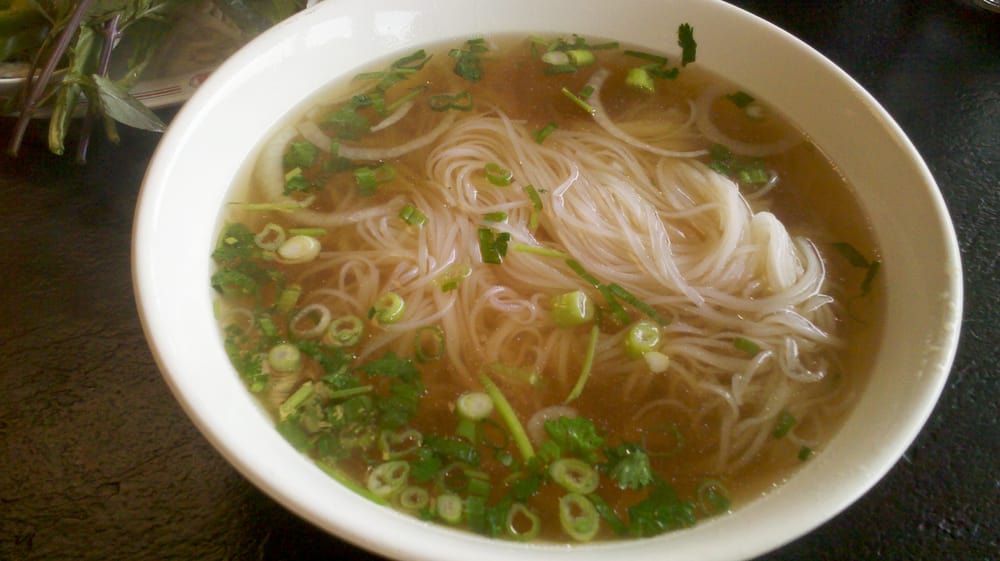 Order Meatless Rice Noodle Soup & Herbs (Phở không thịt) food online from Hello Saigon store, New York on bringmethat.com