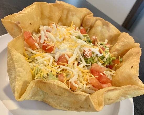 Order Santa Fe Taco Salad food online from Azul 21 Mexican Restaurant store, Wichita on bringmethat.com