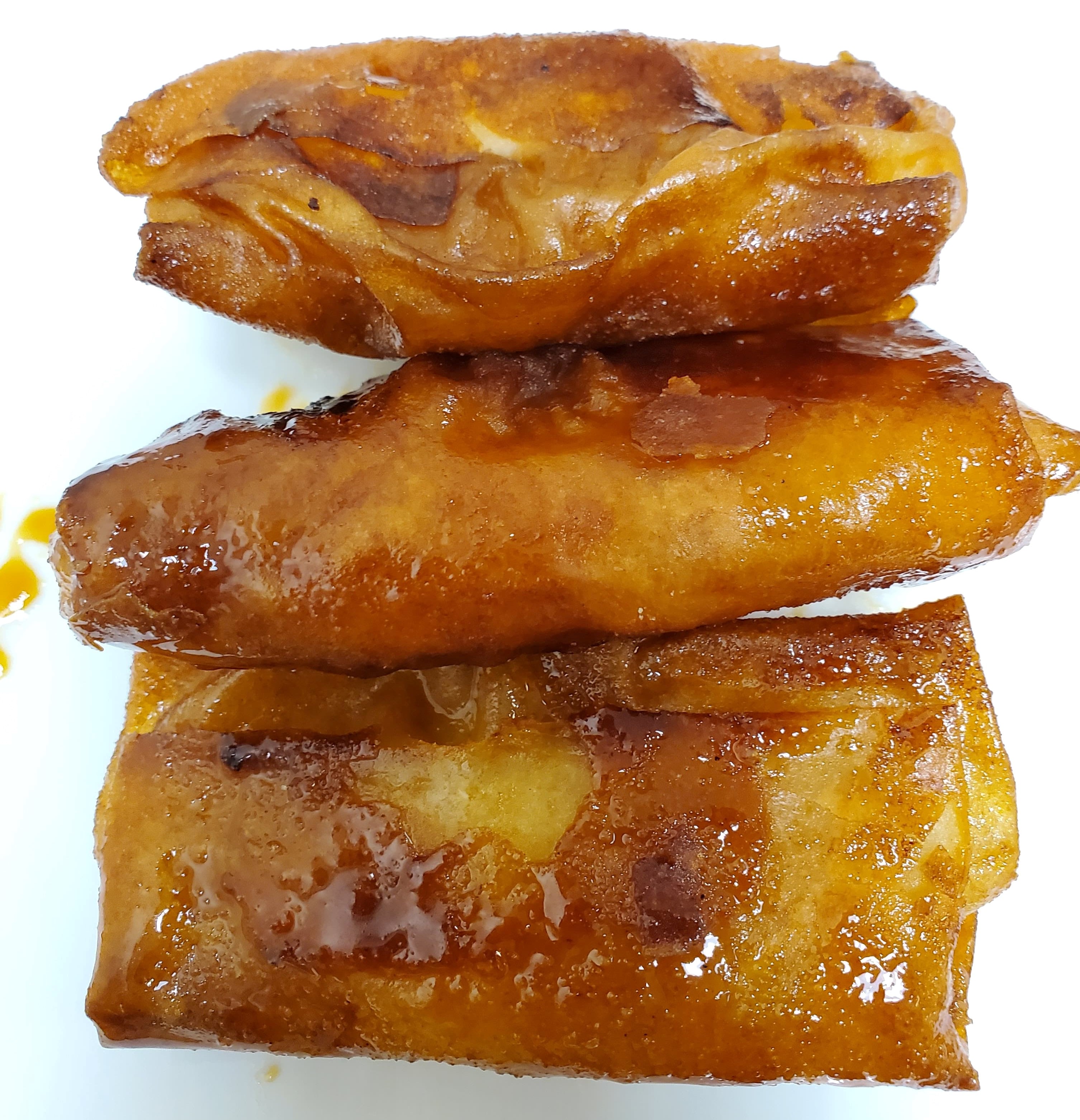 Order Turon (Plantain Roll) food online from Sagoto BubbleTea World store, Jersey City on bringmethat.com