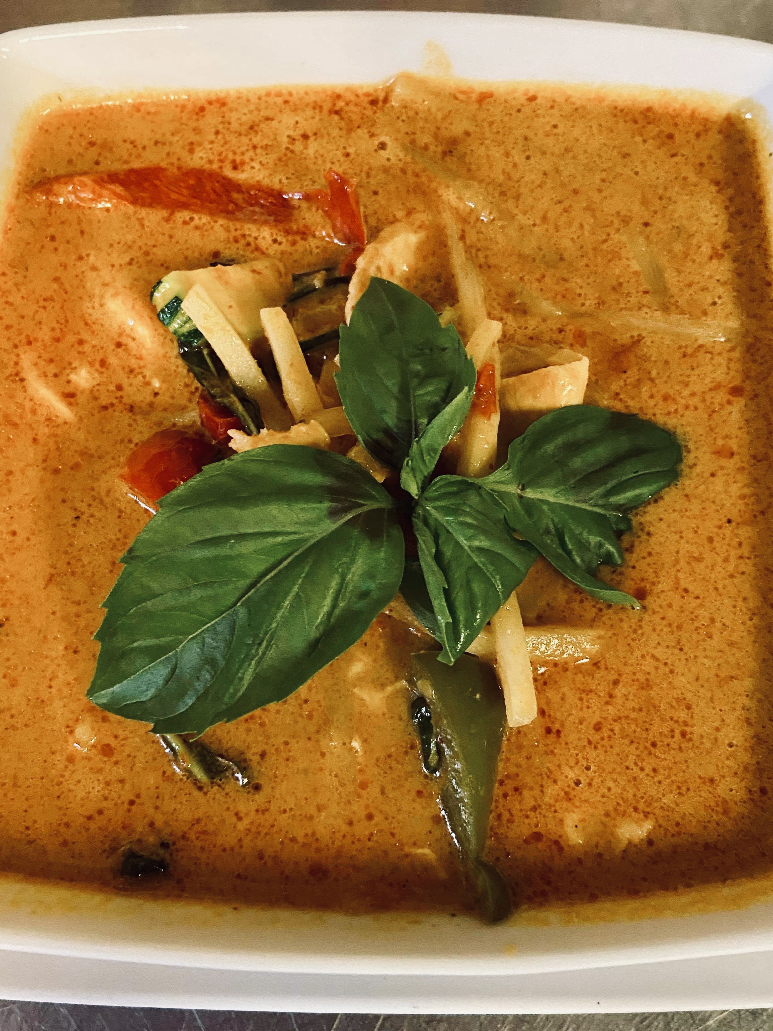 Order 39. Red Curry food online from Thai Pakse Restaurant store, Fort Worth on bringmethat.com