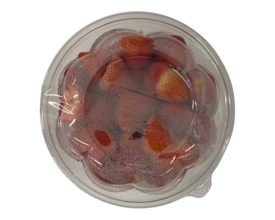 Order Strawberry Bowl (20 oz) food online from Safeway store, Herndon on bringmethat.com