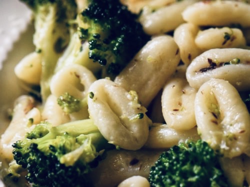 Order Cavatelli & broccoli   food online from Chris Pizza store, Clifton on bringmethat.com