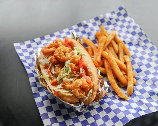 Order Shrimp Po-Boy Sandwich food online from Teaz & Tacoz store, Austell on bringmethat.com