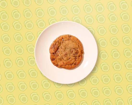 Order Chocolate Chip Cookie food online from Pastrami & Pickles store, McLean on bringmethat.com
