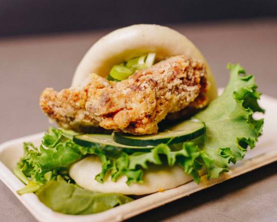 Order Karaage Fried Chicken Bun food online from Oi Asian Fusion store, Stanton on bringmethat.com