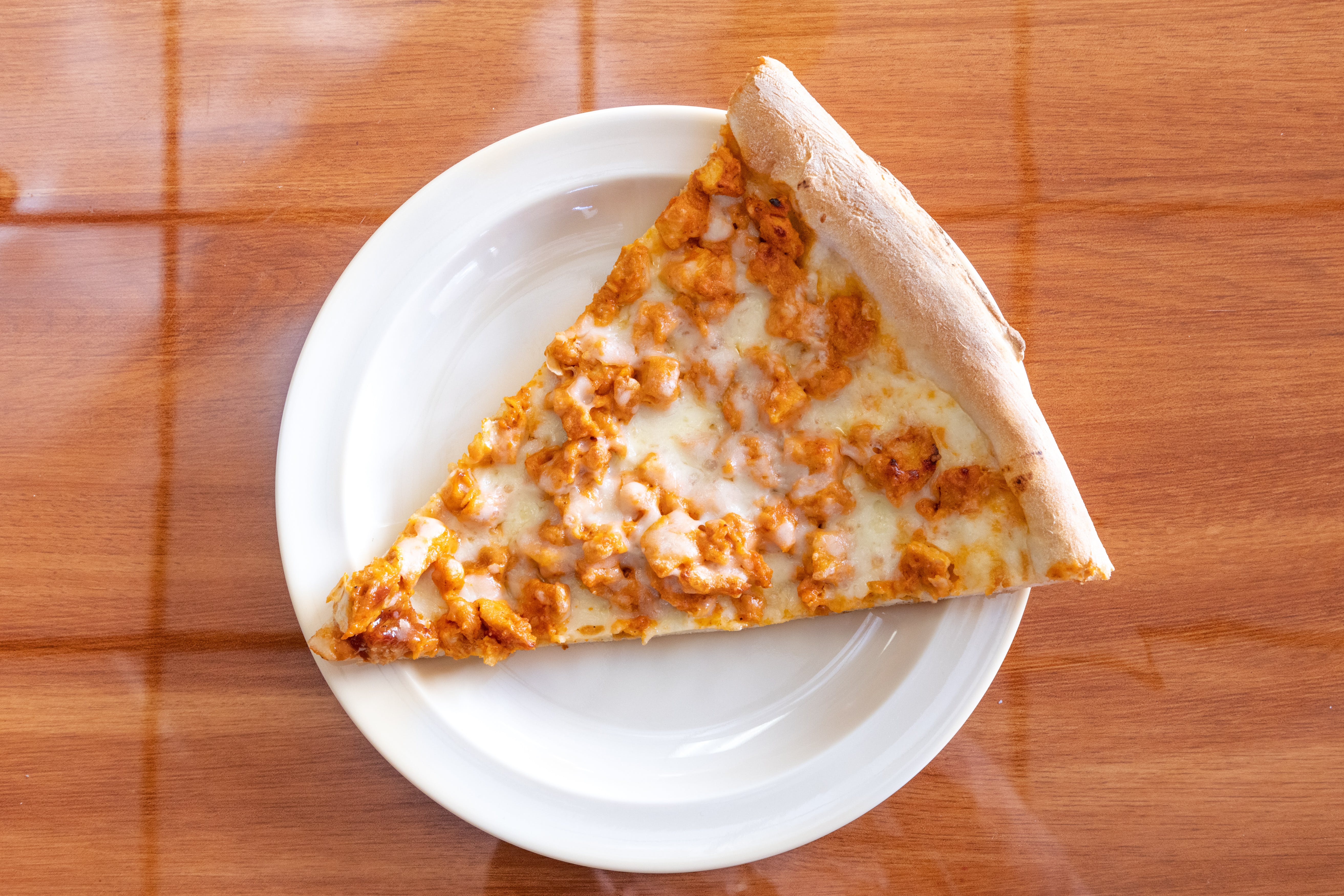 Order Buffalo Chicken Pizza - Medium 14'' food online from Colandrea's Pizza King store, Middletown on bringmethat.com