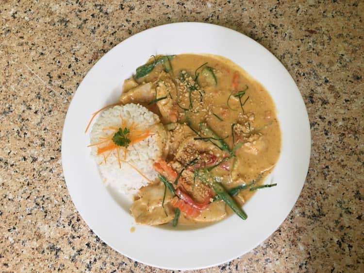 Order Gaeng Penang food online from Jay's Thai Kitchen store, Suffern on bringmethat.com