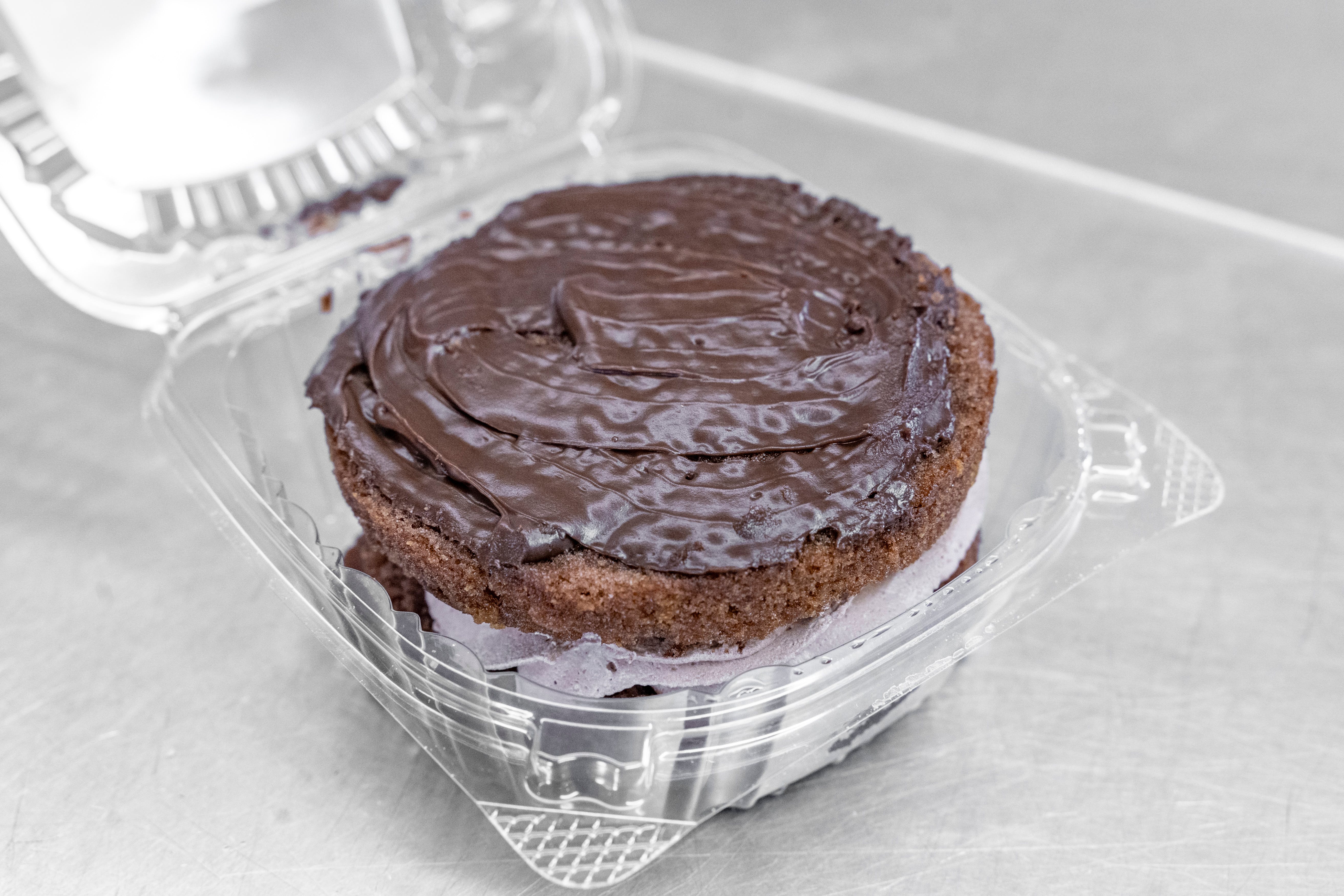 Order Chocolate Cake - Dessert food online from Apetidos Pizza store, folsom on bringmethat.com